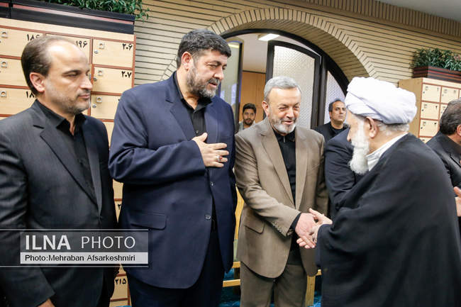 مراسم ختم مادر رئیس جمعیت هلال احمر 