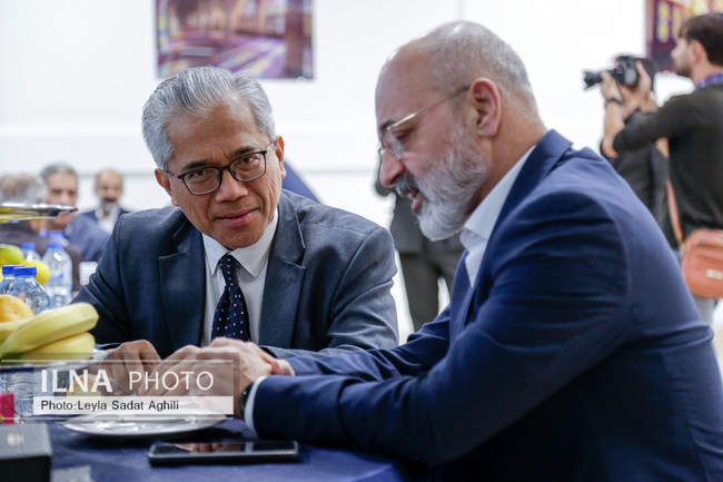 حال و هوای نمایشگاه بین المللی تهران