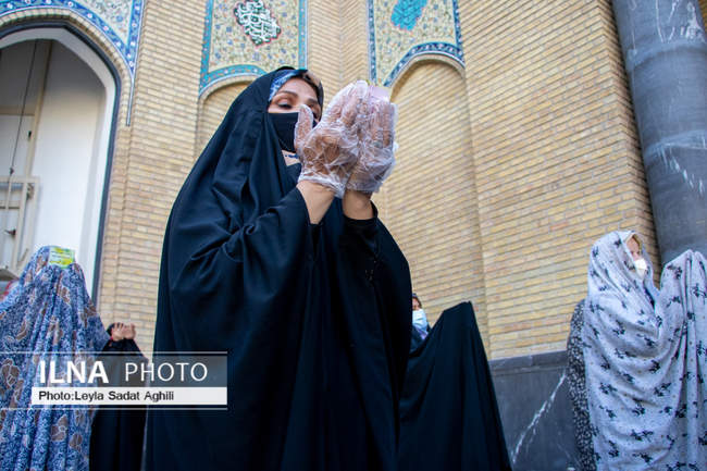 اقامه نماز عید فطر در مسجد امام حسین (ع)