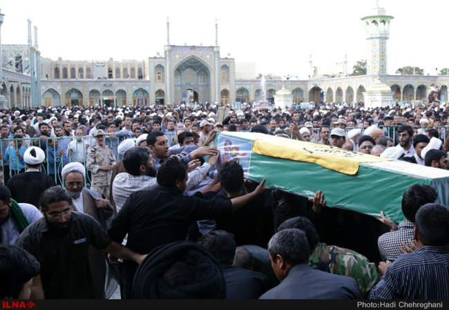تشییع پیکر دو شهید مدافع حرم در قم