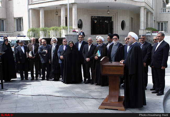 آخرین جلسه هیئت دولت در سال 94 