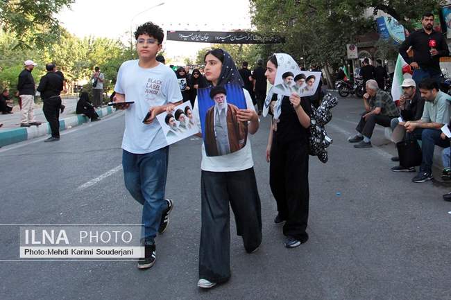  دومین روز مراسم وداع با رهبر شهید انقلاب در مصلای تهران/ 9
