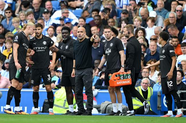 Brighton   Hove Albion v Manchester City - Premier League (2)