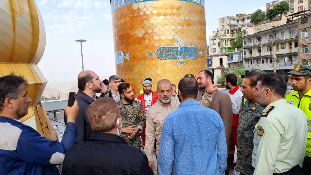 حضور وزیر کشور در محل وقوع سیل در امامزاده داوود تهران 