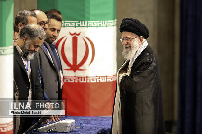 حضور رهبر معظم انقلاب در چهاردهمین دوره انتخابات ریاست جمهوری 