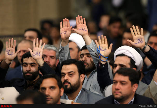 دیدار شرکت‌کنندگان در مسابقات بین‌المللی قرآن با رهبر انقلاب اسلام