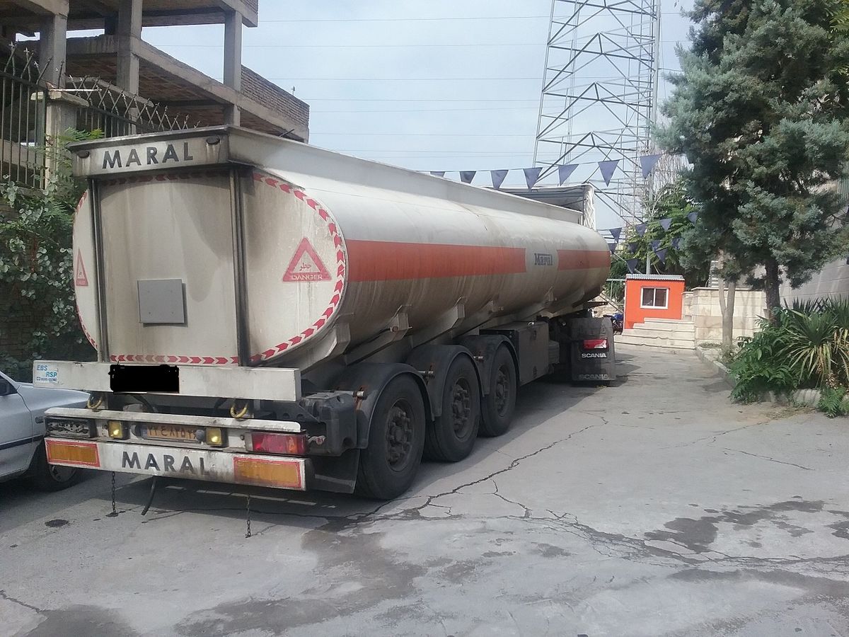 توقیف تریلرهای حامل سوخت قاچاق در جاده مخصوص کرج