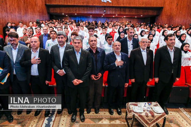 آیین تجلیل از مدال‌ آوران ورزشی دانش آموزی