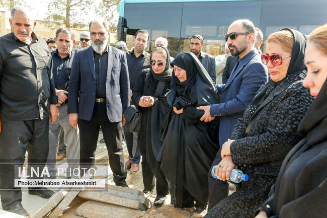 تشییع پیکر حسین حبیبی فعال کارگری پیشکسوت
