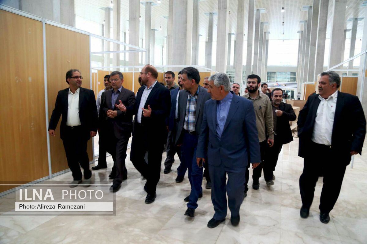 بازدید وزیر ارشاد و شهردار تهران از شهر آفتاب