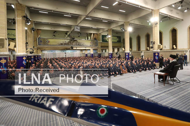 دیدار فرماندهان نیروی هوایی و پدافند هوایی ارتش با رهبر معظم انقلاب