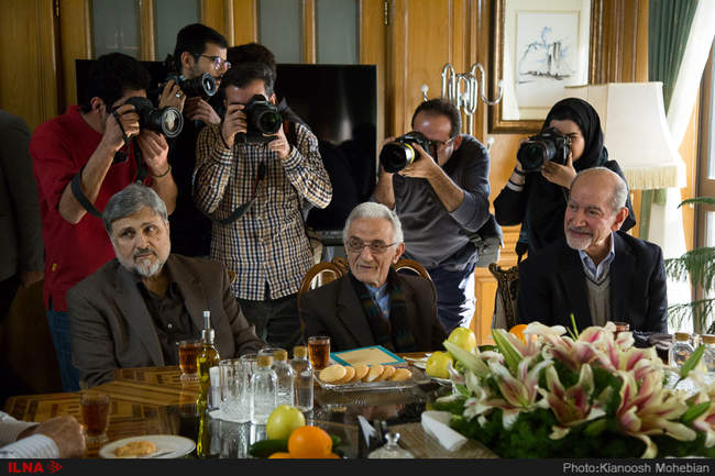 نشست مشترک شهرداران تهران در دوره انقلاب شکوهمند اسلامی