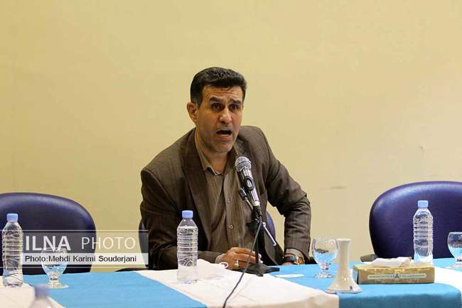 دیدار استاندار اصفهان با مدیریت کارخانه و اعضای تیم فوتبال ذوب آهن  