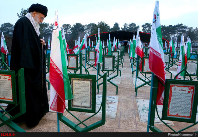 حضور رهبر انقلاب در مرقد مطهر امام راحل و گلزار شهدای بهشت زهرا