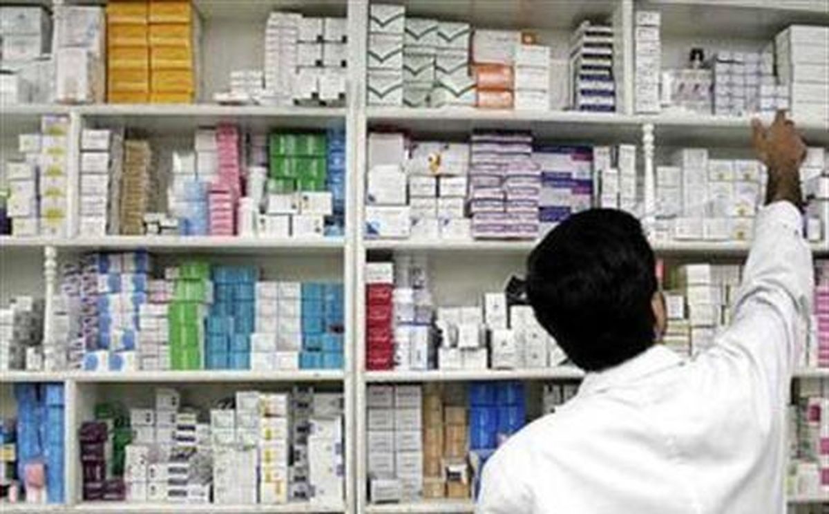 تعلیق پروانه در انتظار داروخانه‌های متخلف