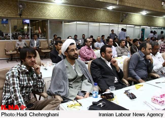 مراسم تکریم خبرنگاران و فعالان رسانه‌ای قم