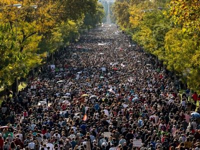 یکصدهزار نفر در پایتخت اسپانیا علیه وضعیت خدمات درمانی و بیمه به خیابان آمدند