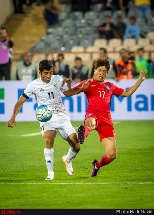 مسابقه فوتبال تیم ملی ایران و کره