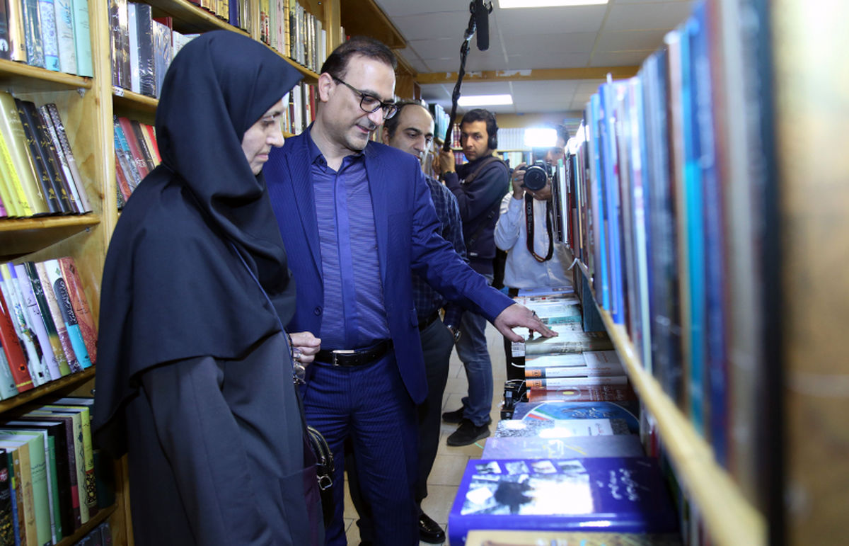 استاندارد کالبد کتاب تدوین می‌شود/ دانشنامه استاندارد در حال تدوین است 