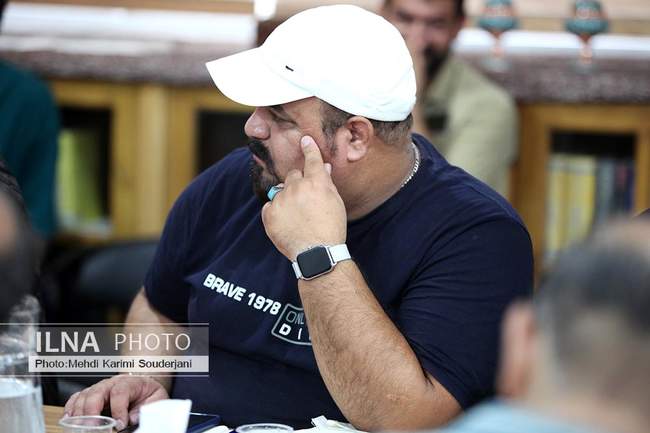 نشست نماینده شهرستان فلاورجان با اصحاب رسانه 