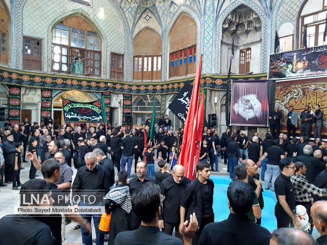 عزاداری مردم دارالمومنین کاشان در تاسوعای حسینی  