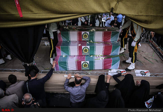 مراسم تشییع پیکر ۵۴ شهید دفاع مقدس ناجا از مقابل دانشگاه تهران