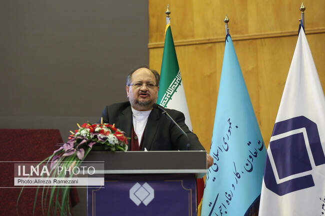 محمد شریعتمداری