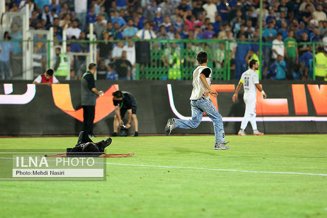 گزارش تصویری دیدار تیم های فوتبال استقلال تهران و ذوب آهن اصفهان