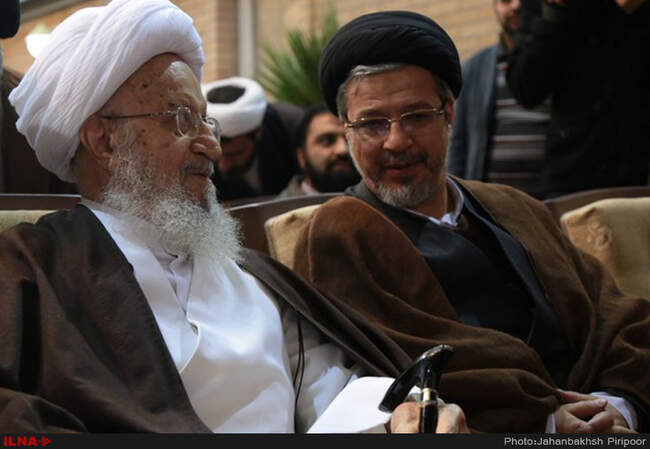 نشست انجمن علمی ارتباطات وتبلیغ حوزه علمیه با حضورآیت الله مکارم شیرازی