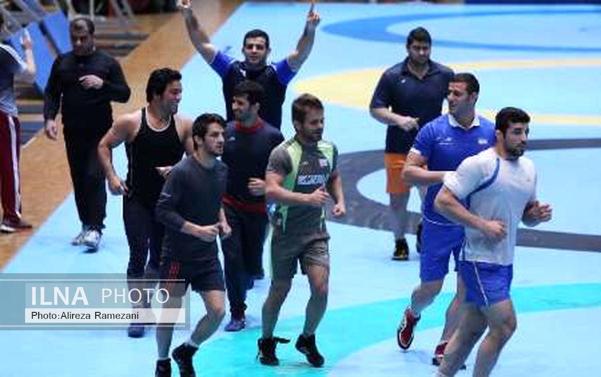 شاگردان بنا به مشهد سفر خواهند کرد/ اردوی تیم ملی با بیست‌ودو کشتی‌گیر پیگیری می‌شود