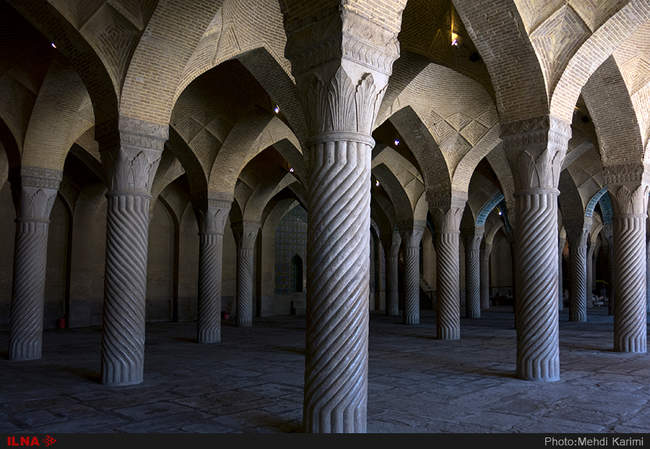 ایران زیبا / معماری باشکوه مسجد وکیل ، یادگاری از دوره زندیه در شیراز�